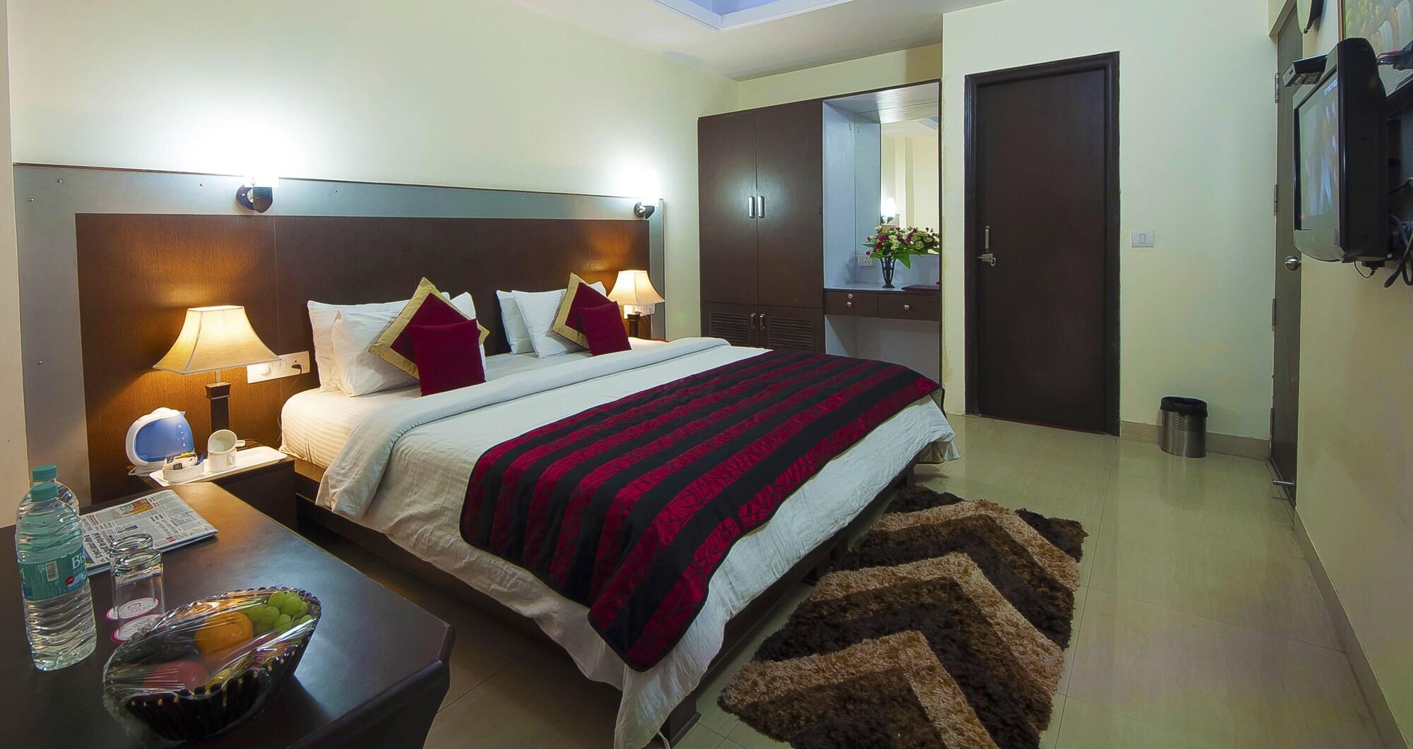 Airport Hotel Vishal Residency Нью-Дели Экстерьер фото