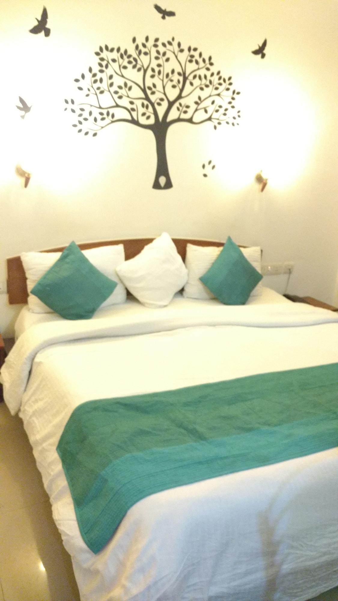 Airport Hotel Vishal Residency Нью-Дели Экстерьер фото