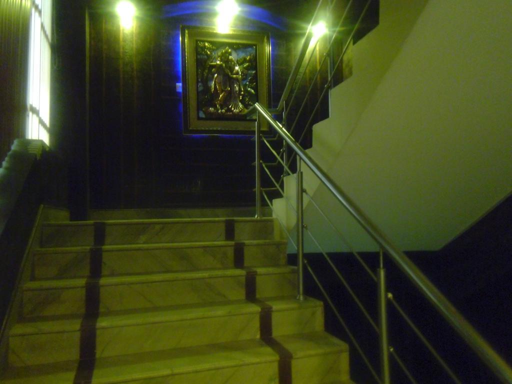 Airport Hotel Vishal Residency Нью-Дели Экстерьер фото