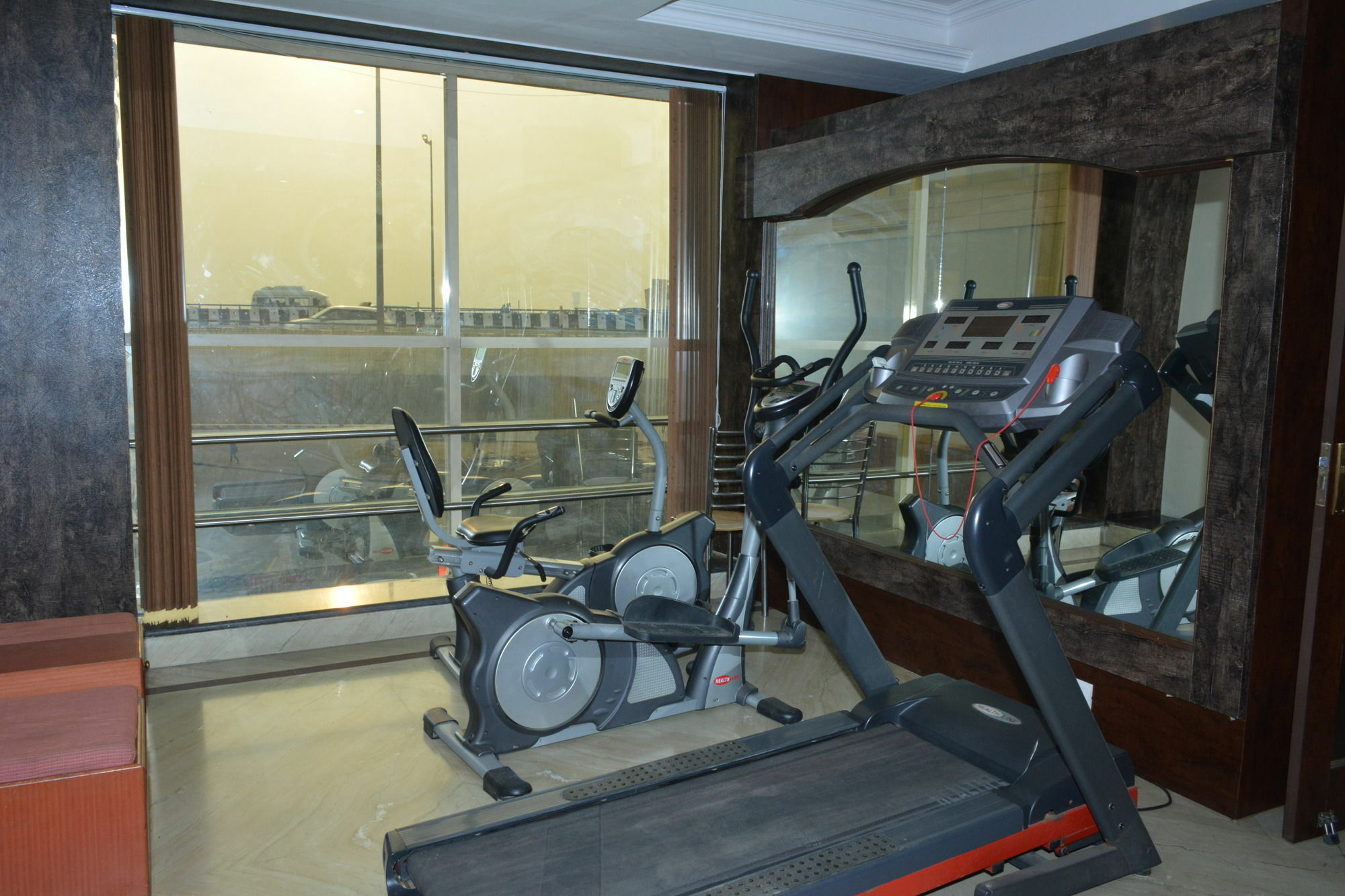 Airport Hotel Vishal Residency Нью-Дели Экстерьер фото